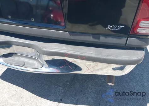 1999 Ford Explorer Eddie Bauer/Limited Edition/Xlt from USA, damaged, VIN 1FMZU32EXXZB78859